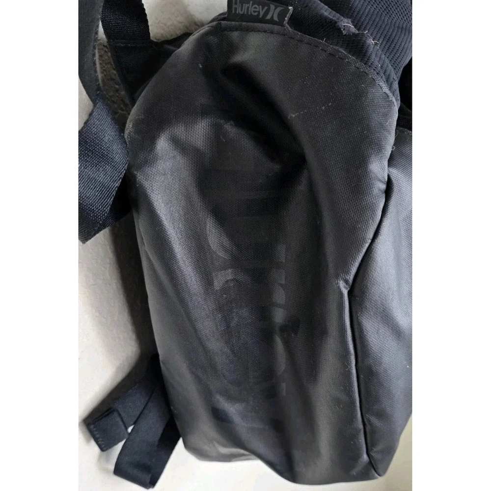 Hurley wayfarer delux